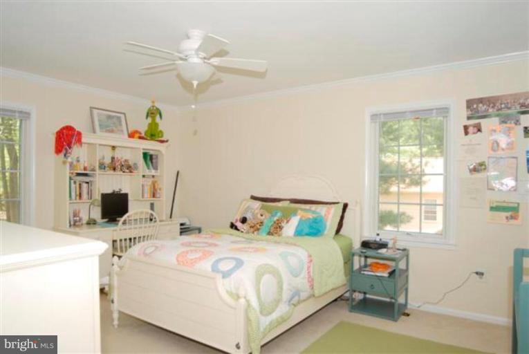 1814 Batten Hollow Road Vienna, VA 22182 - Photo 3 of 15 Bedroom #3
