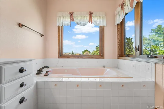 $669,000 | 36 Carla Way, Broomfield, CO 80020