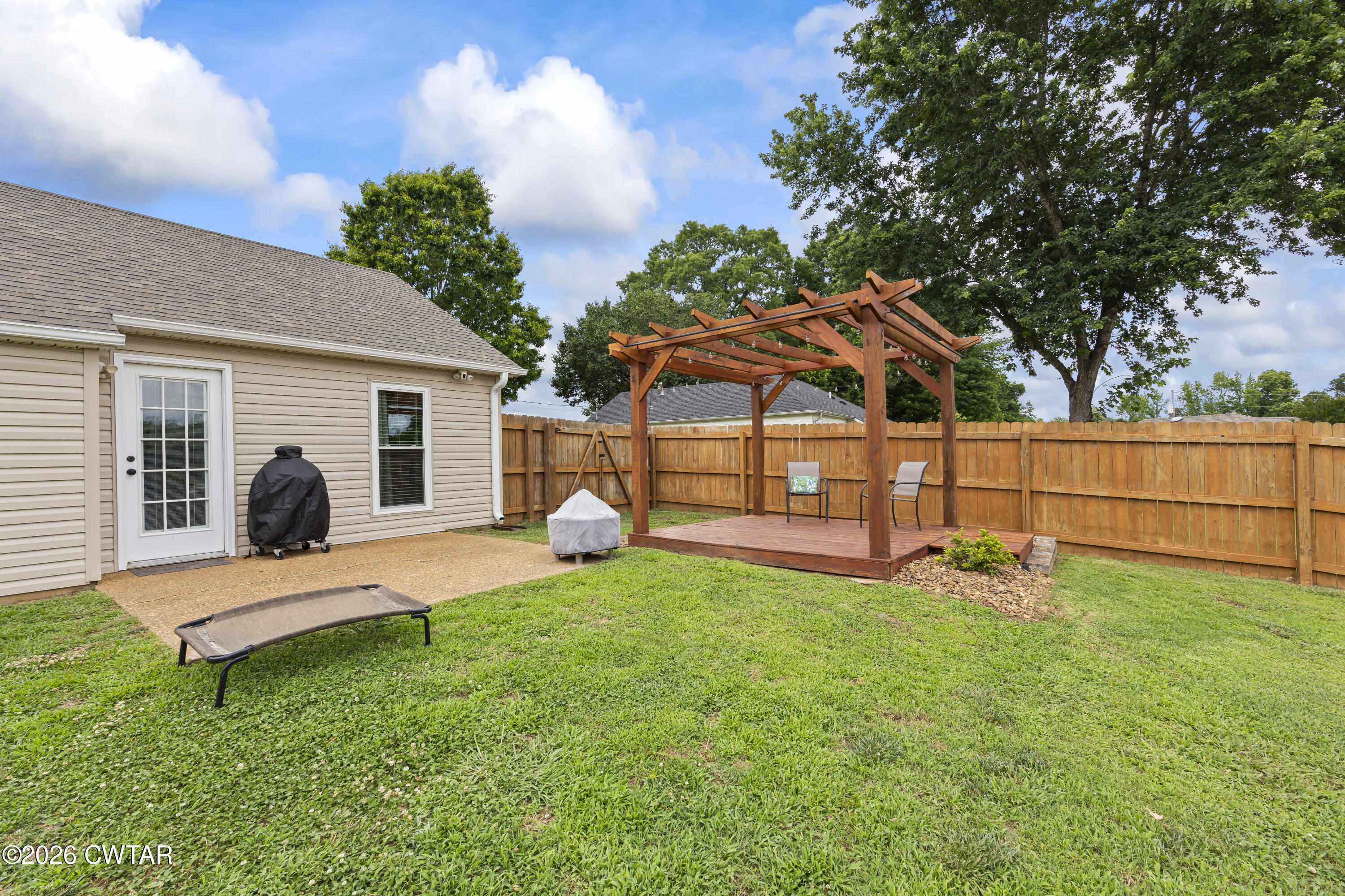 140 R Deloach Road Jackson, TN 38305 - Photo 16 of 19 Backyard