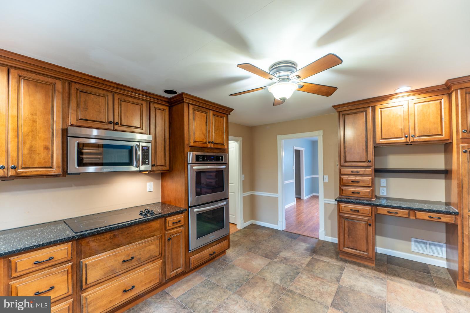 1122 Thomas Road Wayne, PA 19087 - Photo 13 of 31 Kitchen