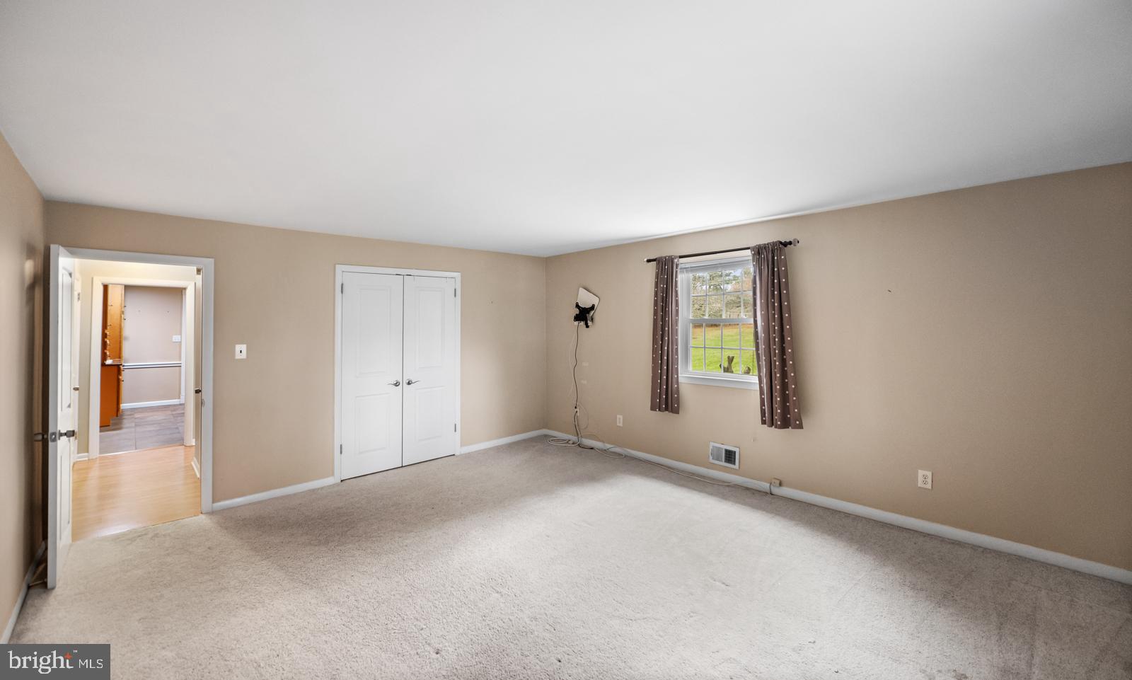 1122 Thomas Road Wayne, PA 19087 - Photo 19 of 31 Main Floor Bedroom