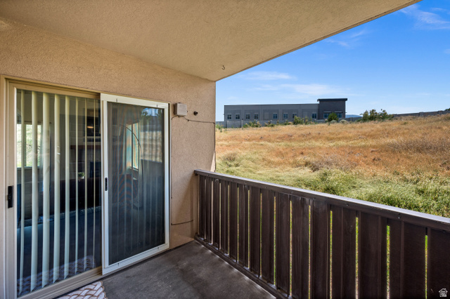 9229 South Jefferson Cove Sandy, UT 84070 - Photo 26 of 39