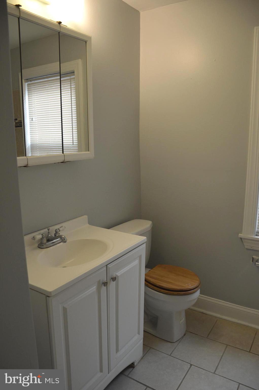 4044 Ellendale Road Drexel Hill, PA 19026 - Photo 10 of 15 Gallery Image 10