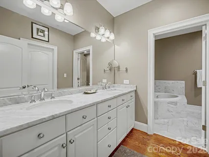 $650,000 | 400 North Church Street, Unit 236, Charlotte, NC 28202