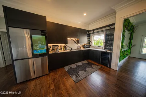 $1,239,000 | 1223 Autumn Lakes Drive, Grimesland, NC 27837