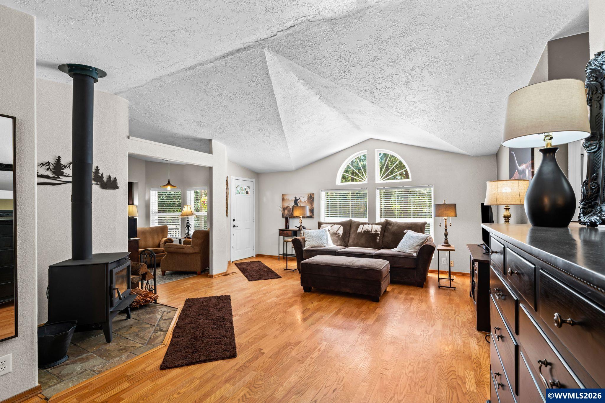 25264 Kyle Road Monroe, OR 97456 - Photo 10 of 50 Gallery Image 10
