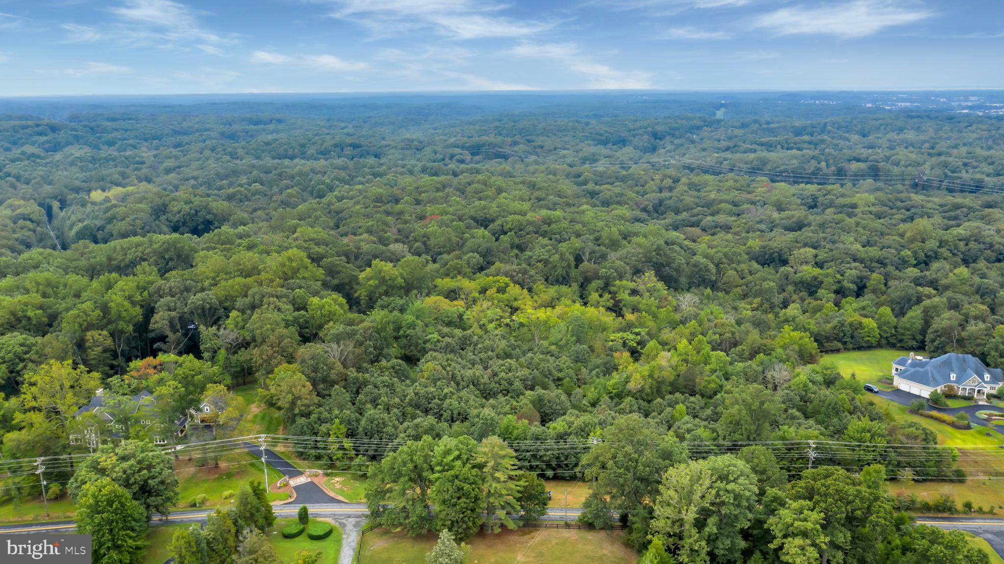 13507 Compton Road Clifton, VA 20124 - Photo 2 of 13 Gallery Image 2