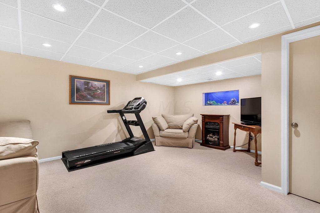 259 Sumption Drive Columbus, OH 43230 - Photo 19 of 36