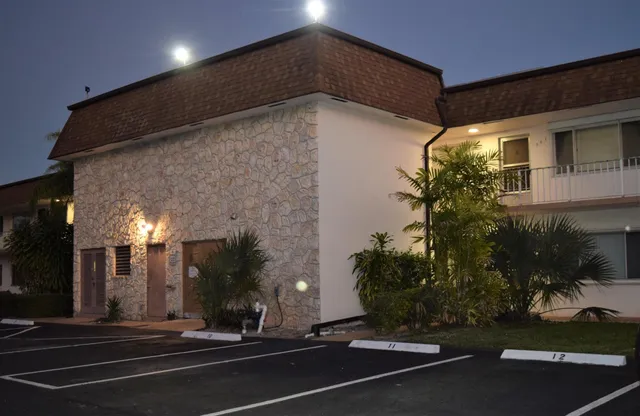 $153,000 | 2878 Donnelly Drive, Unit 106, Lake Worth, FL 33462