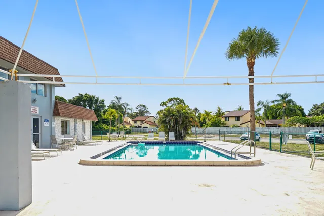$153,000 | 2878 Donnelly Drive, Unit 106, Lake Worth, FL 33462