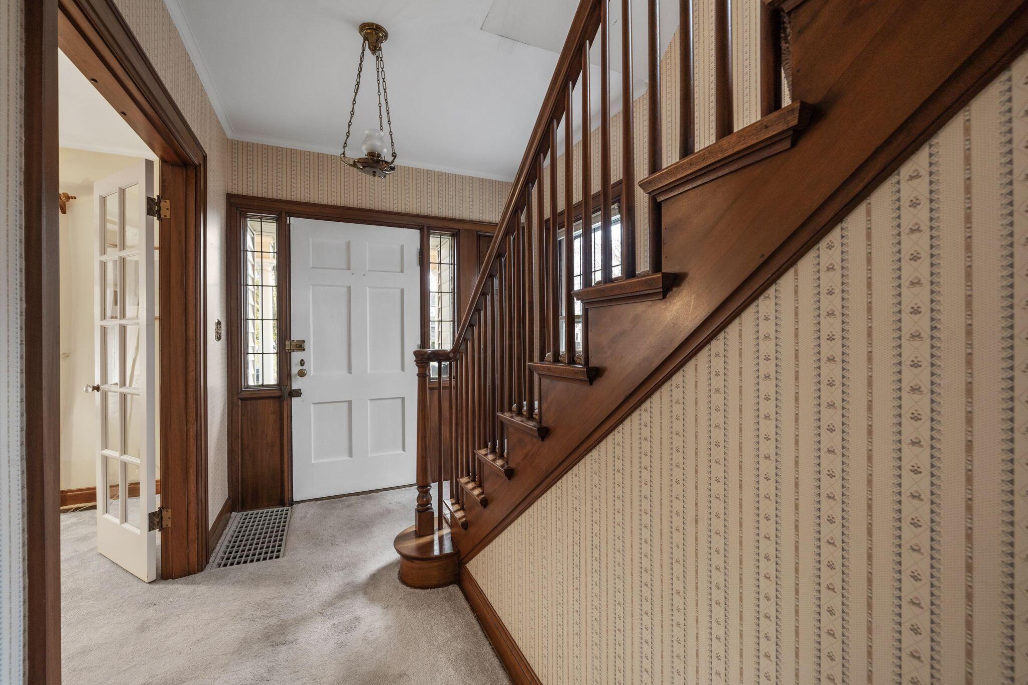 170 North Cassingham Road Columbus, OH 43209 - Photo 26 of 58 34-web-or-mls-DSC05548
