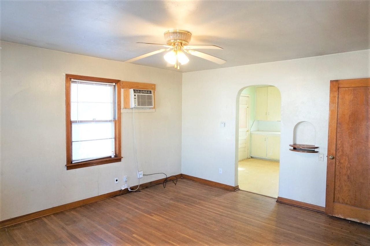 1020 Fir Street Perry, OK 73077 - Photo 2 of 16 Gallery Image 2