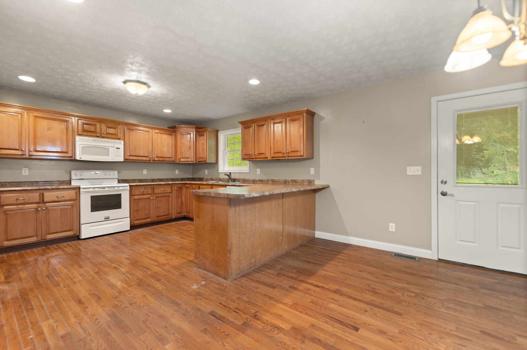 617 Big Willard Road Busy, KY 41723 - Photo 21 of 63 12-web-or-mls-118A3818