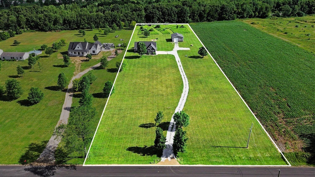 3181 Chamberlain Road Buchanan, MI 49107 - Photo 5 of 43 Gallery Image 5