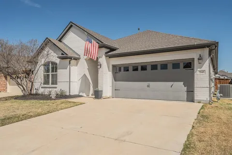 $449,900 | 7545 Winterbloom Way, Fort Worth, TX 76123