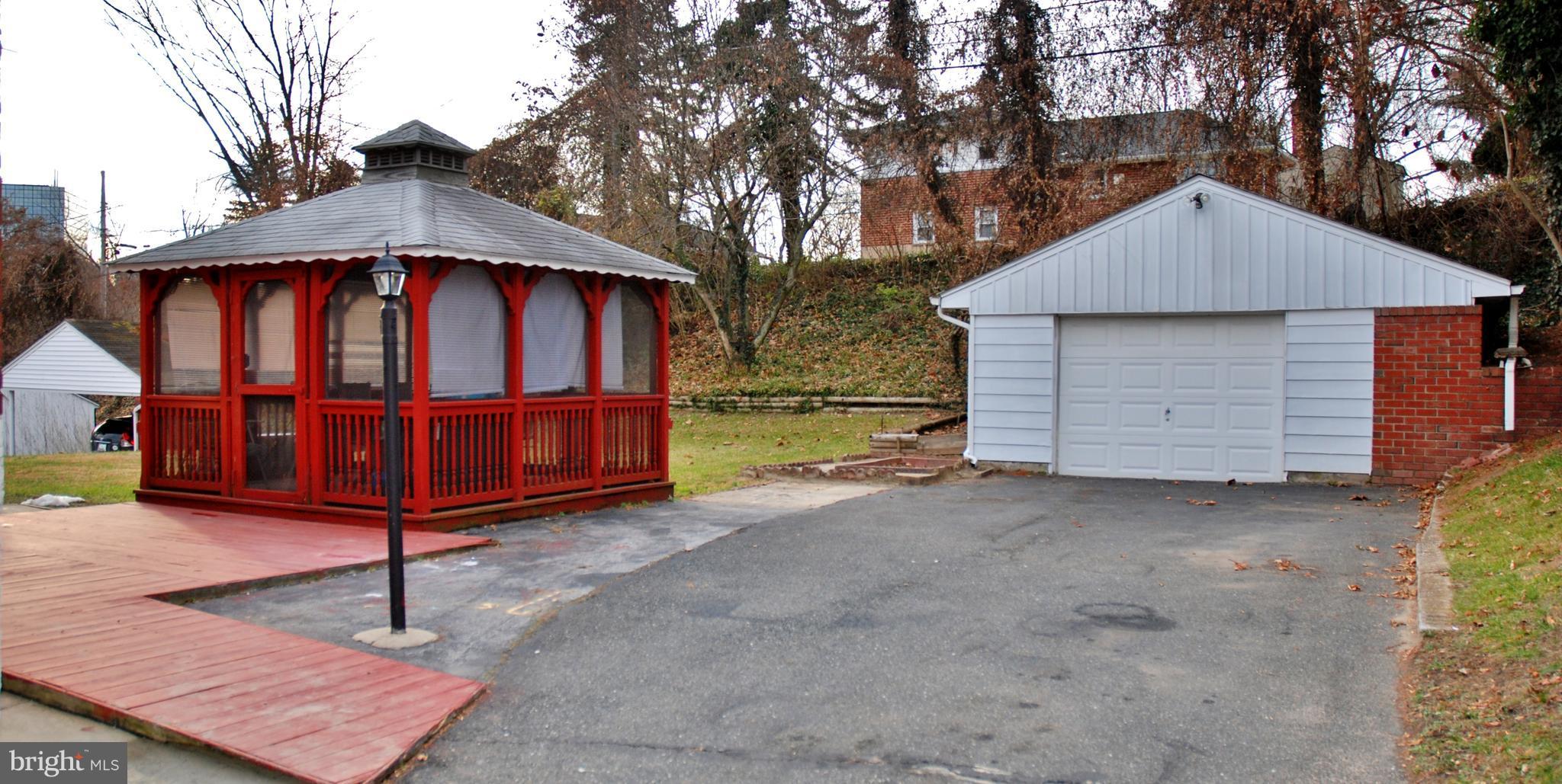 814 Providence Road Baltimore, MD 21286 - Photo 17 of 30 Garage & Gazebo