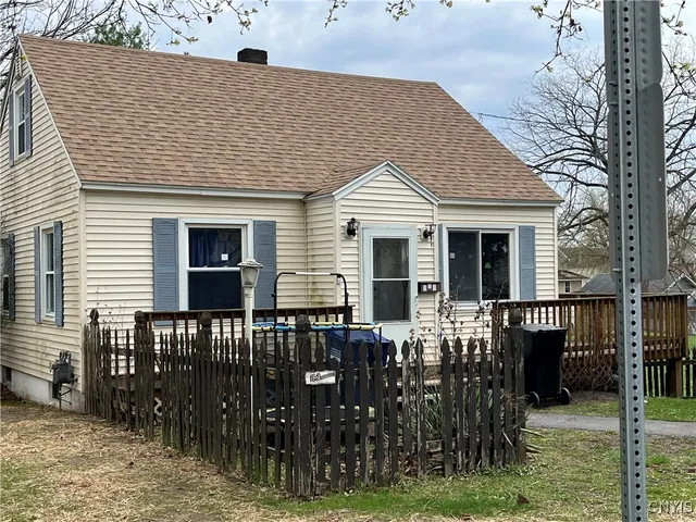 $199,000 | 405 South Edwards Avenue, Syracuse, NY 13206