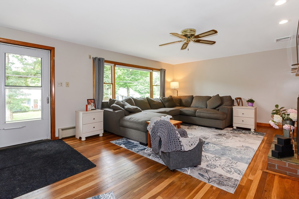20 Donnelly Road Spencer, MA 01562 - Photo 9 of 42 Gallery Image 9