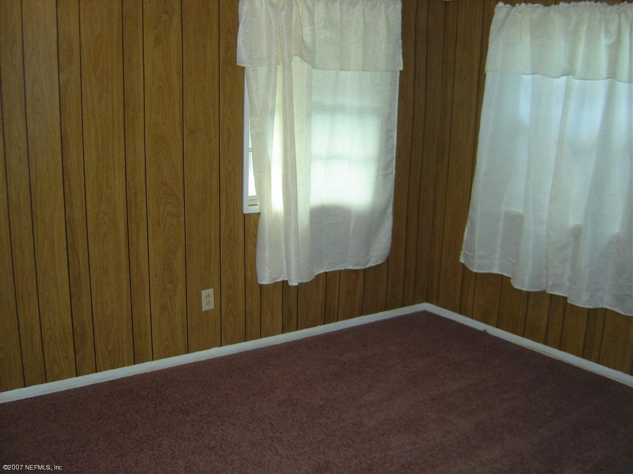 607 Alton Road Starke, FL 32091 - Photo 9 of 11 Master Bedroom