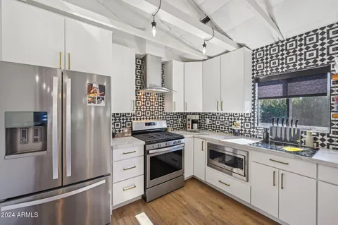 $660,000 | 2101 North 25th Place, Phoenix, AZ 85008