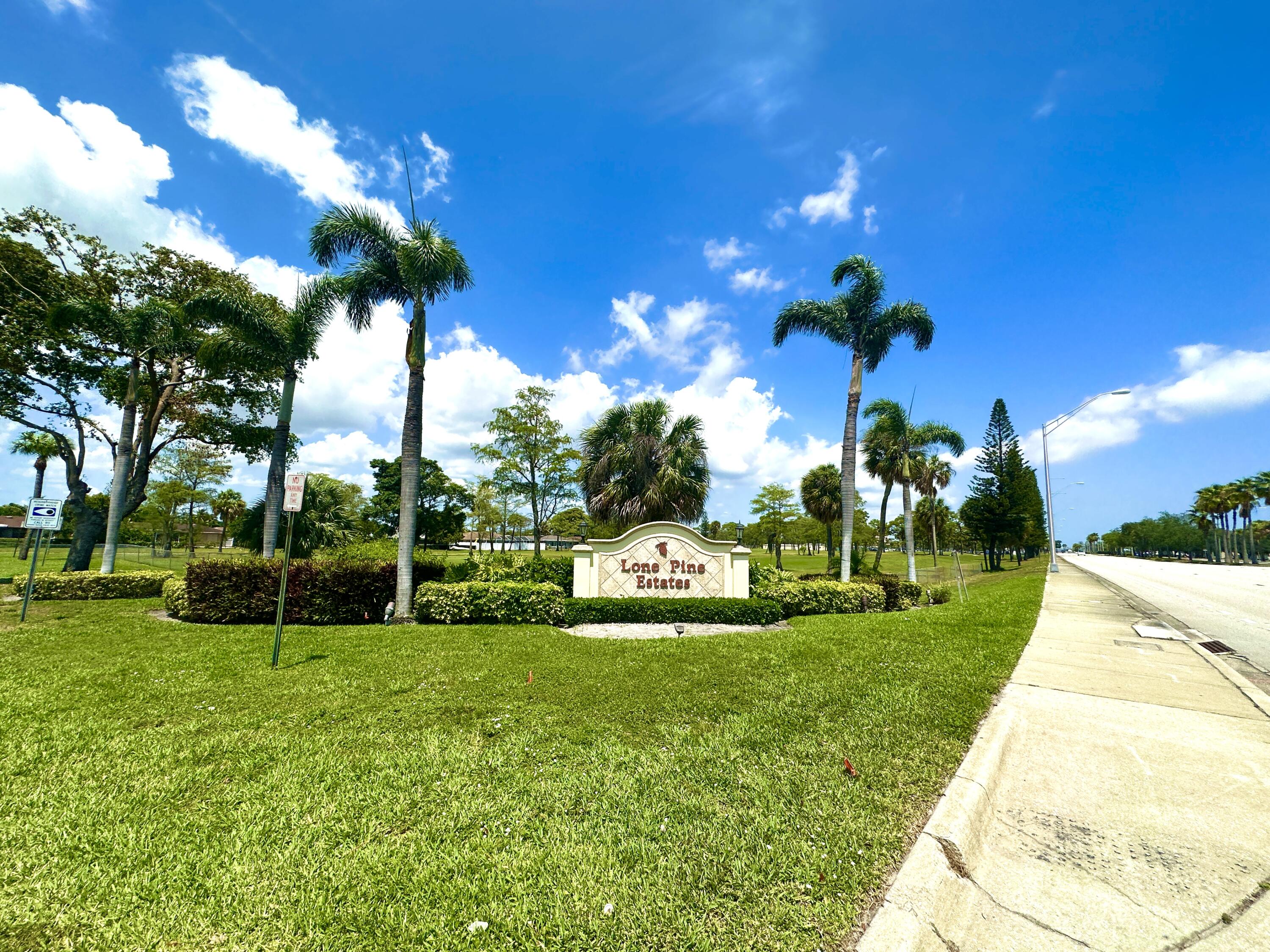 111 Timber Run West Riviera Beach, FL 33407 - Photo 2 of 126 29422B25-C7F7-4CD5-95EC-F2F5F7EAB68E