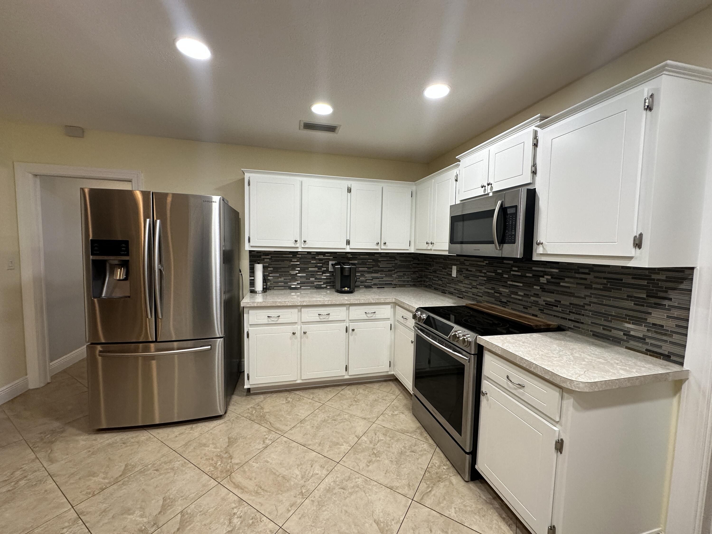 111 Timber Run West Riviera Beach, FL 33407 - Photo 32 of 126 6582320C-0164-405A-A04C-E24C609D784C