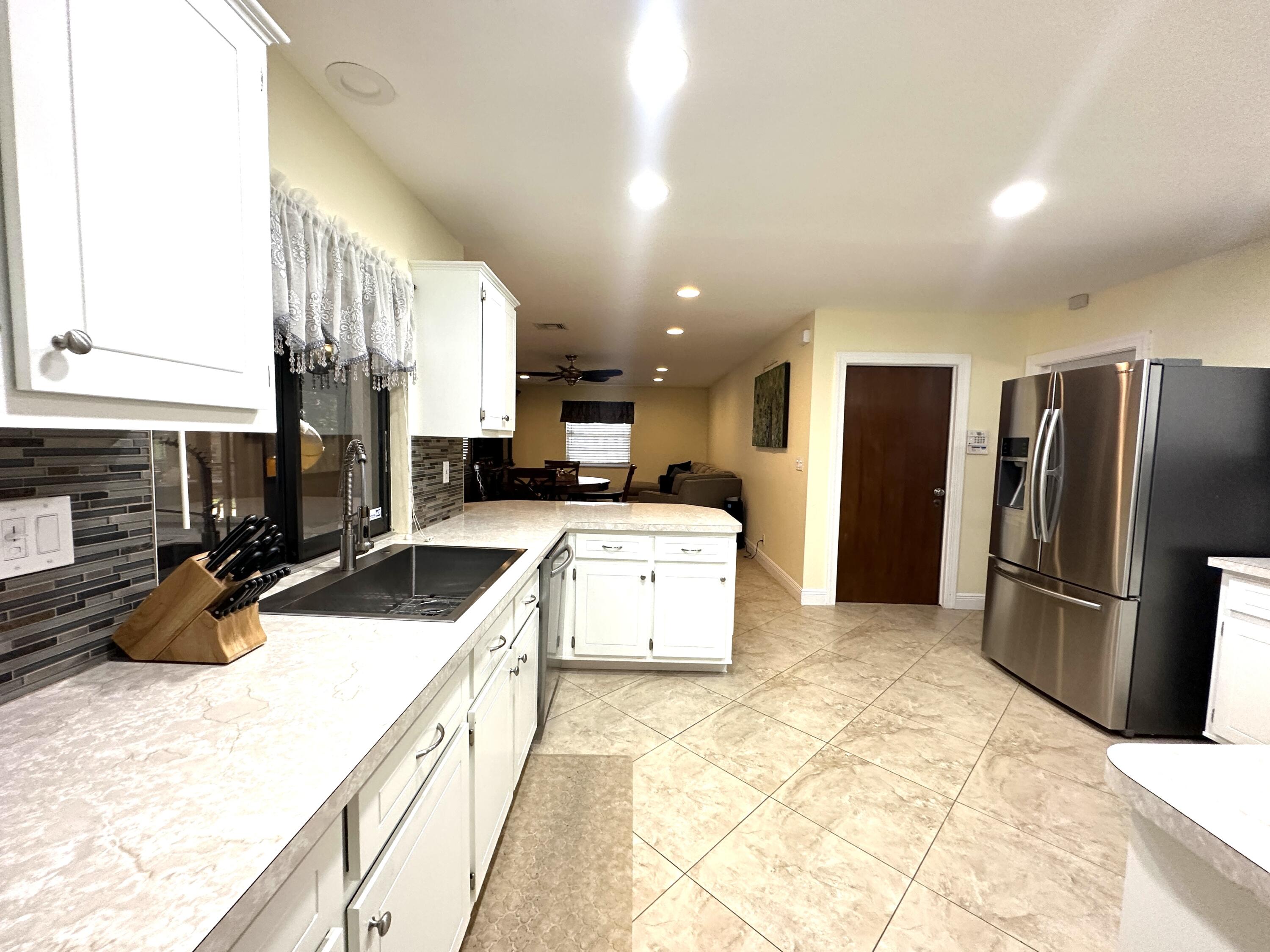 111 Timber Run West Riviera Beach, FL 33407 - Photo 33 of 126 B8D66381-E1A5-413E-A48A-2783D7D30964