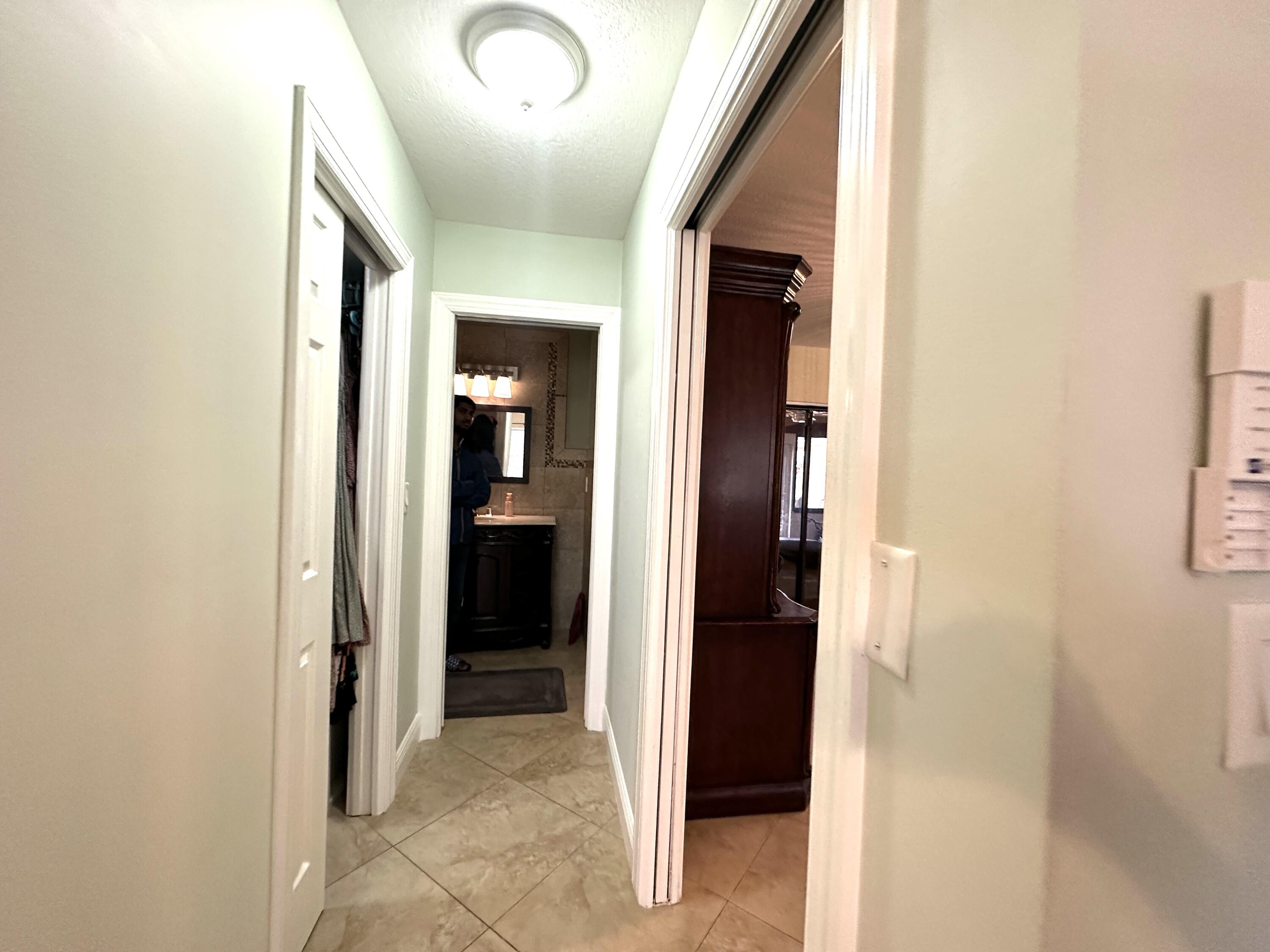 111 Timber Run West Riviera Beach, FL 33407 - Photo 47 of 126 1A3DBFC4-B63A-4B8F-98D1-7628A945A985