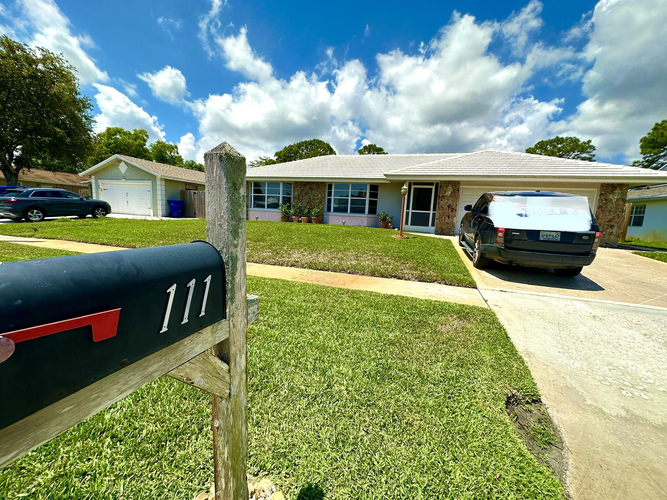 111 Timber Run West Riviera Beach, FL 33407 - Photo 5 of 126 077779EB-D705-419E-A813-37CD08F5BB7F