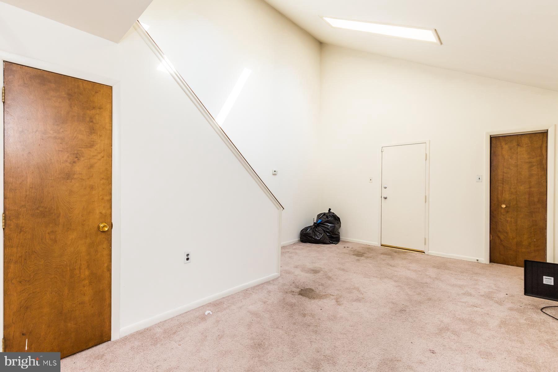 540 North 4th Street, Unit D Philadelphia, PA 19123 - Photo 4 of 17 a view of an empty room