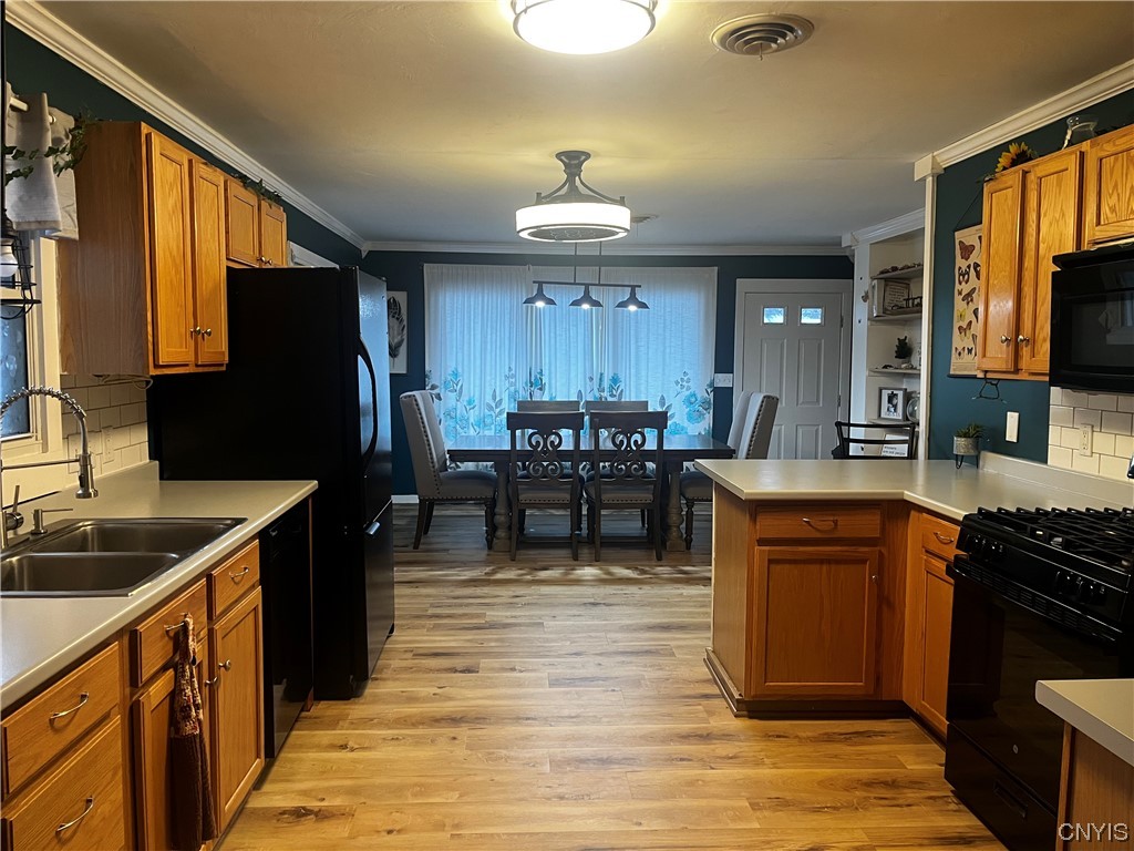 13 Devonshire Road Clay, NY 13212 - Photo 7 of 15