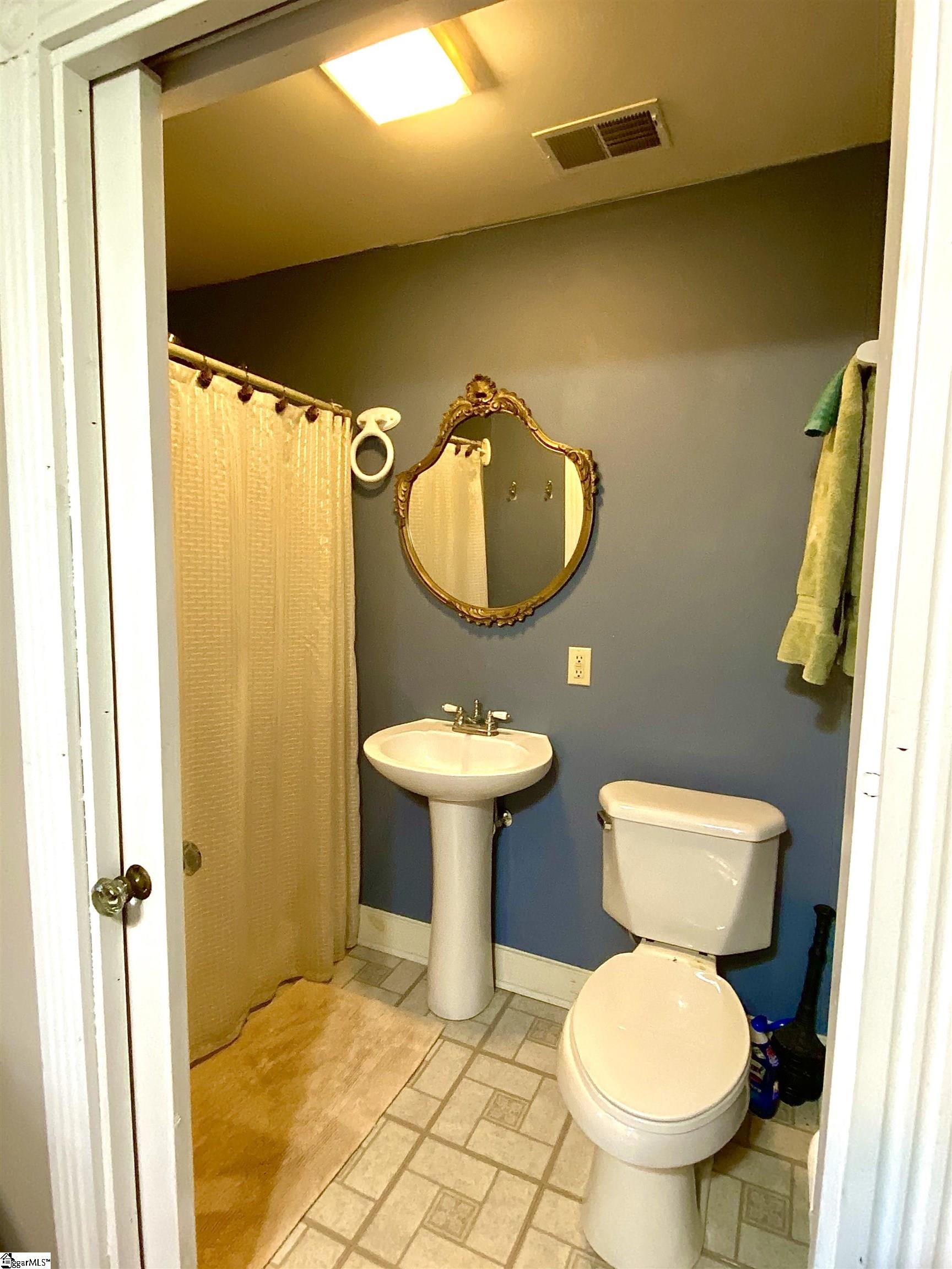 325 West Main Street Clinton, SC 29325 - Photo 27 of 29 Gallery Image 27