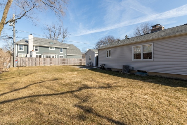 1746 Longvalley Road Glenview, IL 60025 - Photo 15 of 18