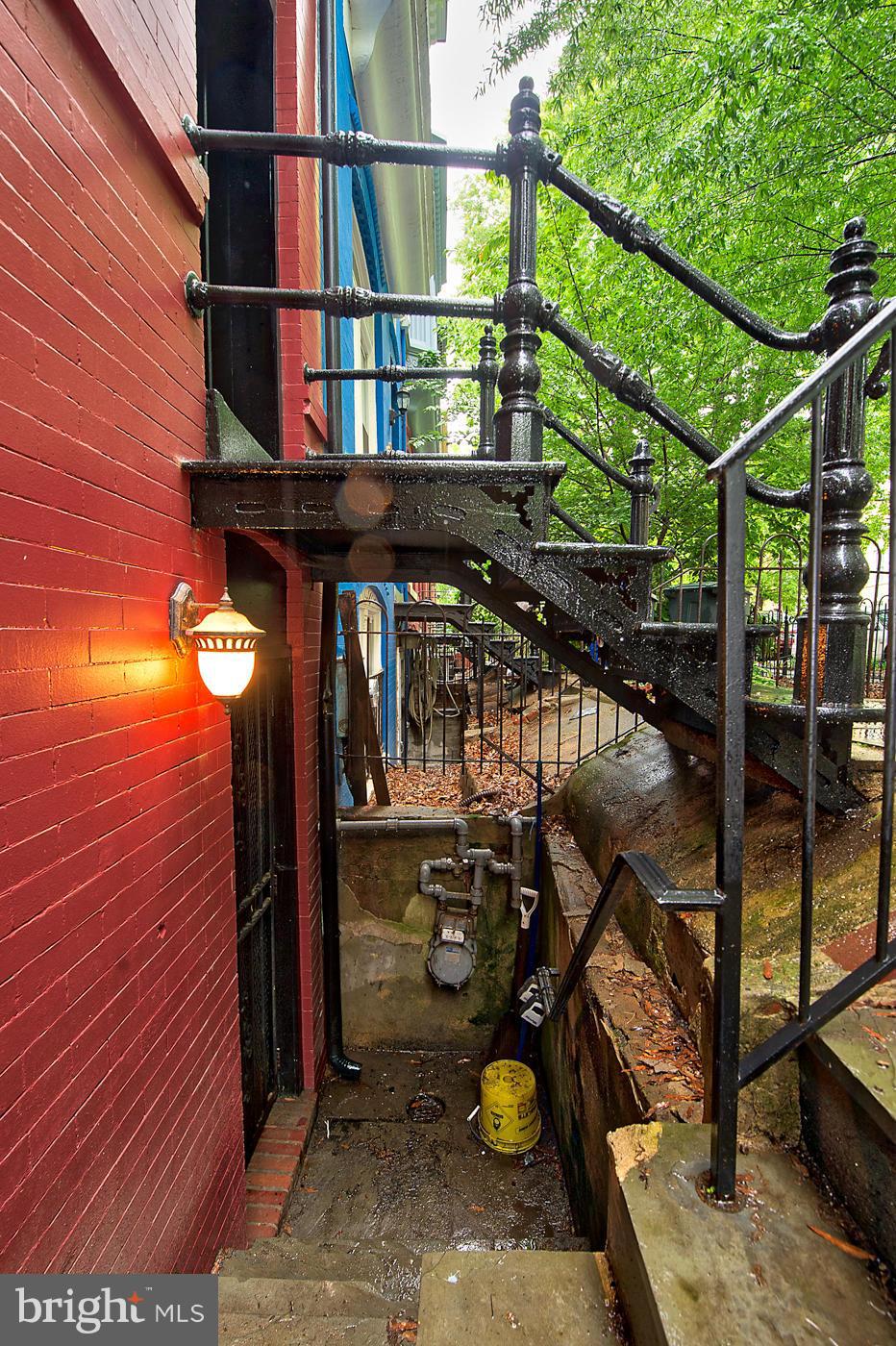 616 3rd Street Northeast Washington, DC 20002 - Photo 23 of 30 Lower Unit - Entrance