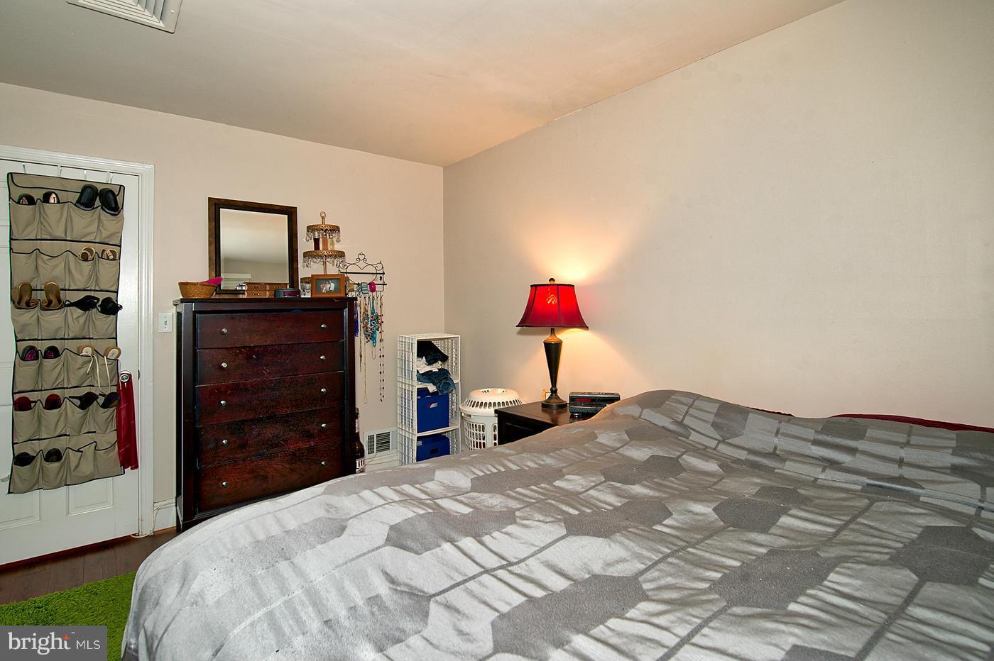 616 3rd Street Northeast Washington, DC 20002 - Photo 28 of 30 Lower Unit - Bedroom