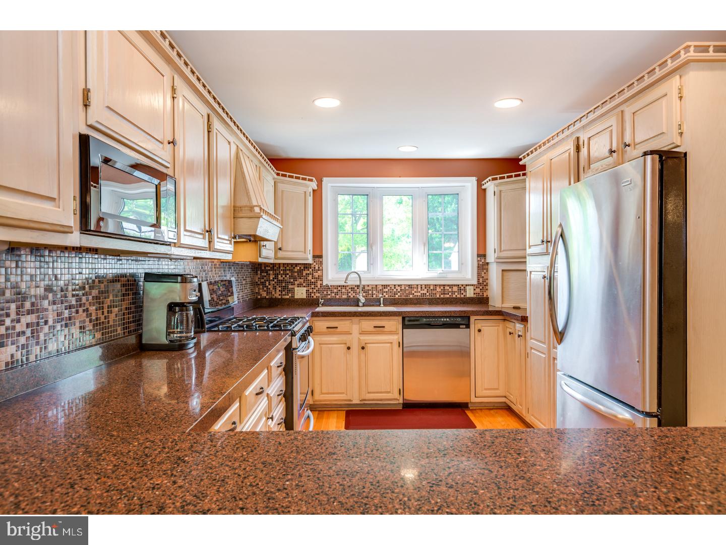 116 Antietam Road Cherry Hill, NJ 08034 - Photo 8 of 25 Gallery Image 8