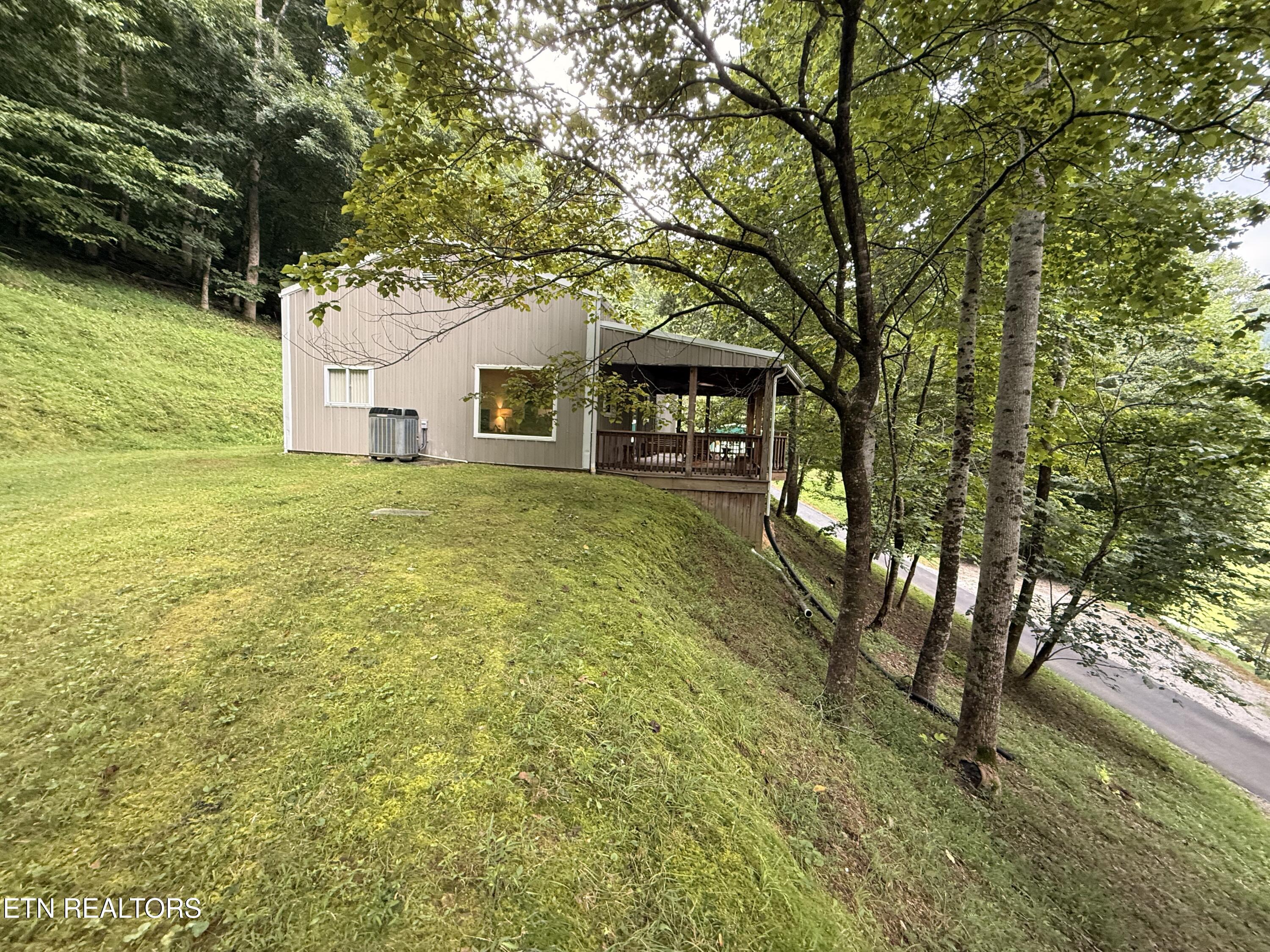 2808 Cave Springs Road Dryden, VA 24243 - Photo 18 of 31 IMG_2437