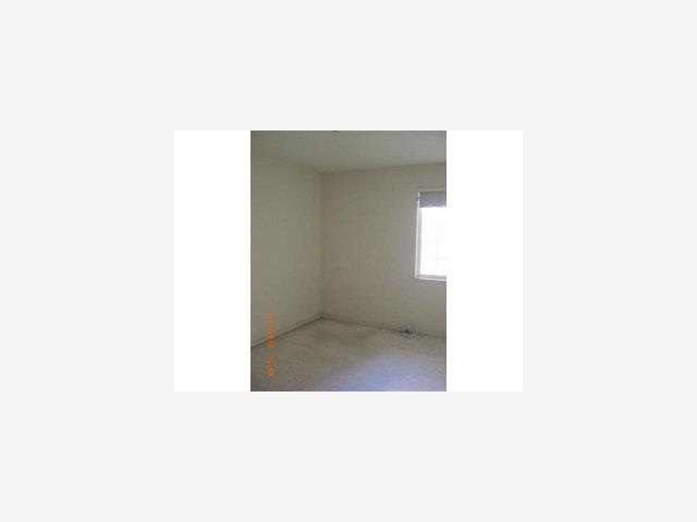 935 Old County Road, Unit 32 Belmont, CA 94002 - Photo 7 of 9 Gallery Image 7