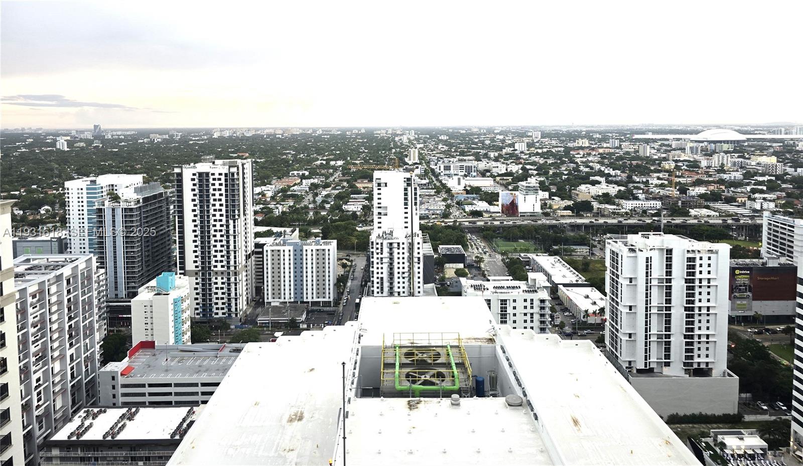 55 Southwest 9th Street, Unit 3707 Miami, FL 33130 - Photo 8 of 25 a view of city