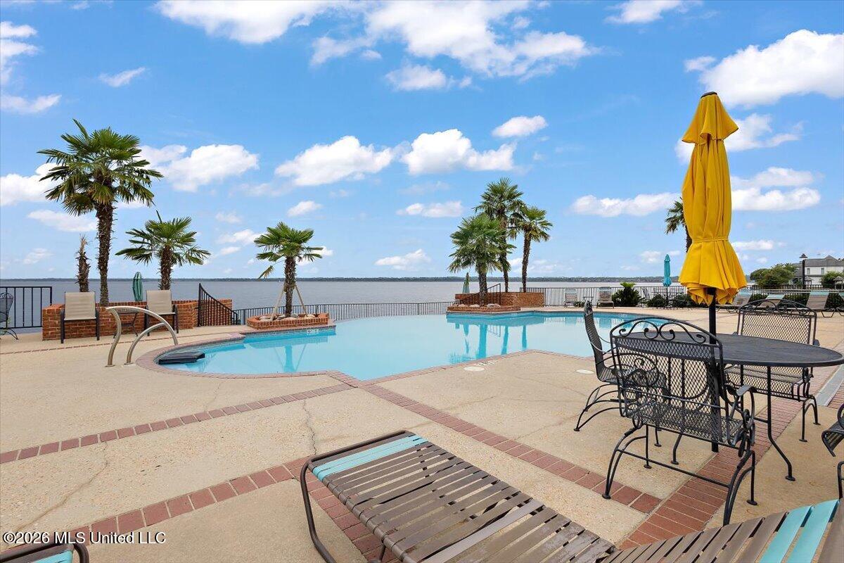 550 Post Road, Unit 405 Ridgeland, MS 39157 - Photo 32 of 36 32-HTP_5798