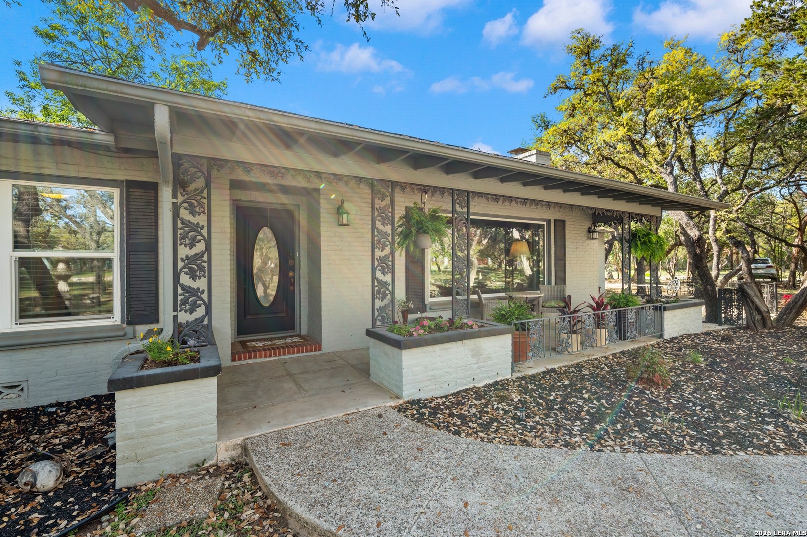 114 Wagon Trail Road Shavano Park, TX 78231 - Photo 5 of 36 a front view of a house