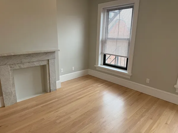 $4,200 | 147 West Concord Street, Unit 3, Boston, MA 02118