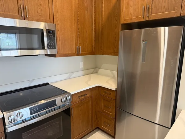 $4,200 | 147 West Concord Street, Unit 3, Boston, MA 02118