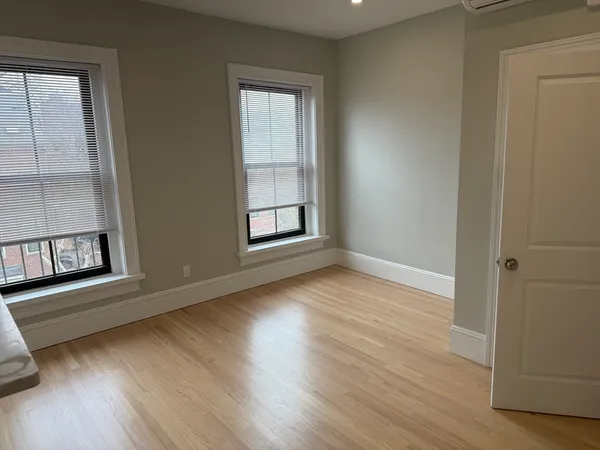 $4,200 | 147 West Concord Street, Unit 3, Boston, MA 02118