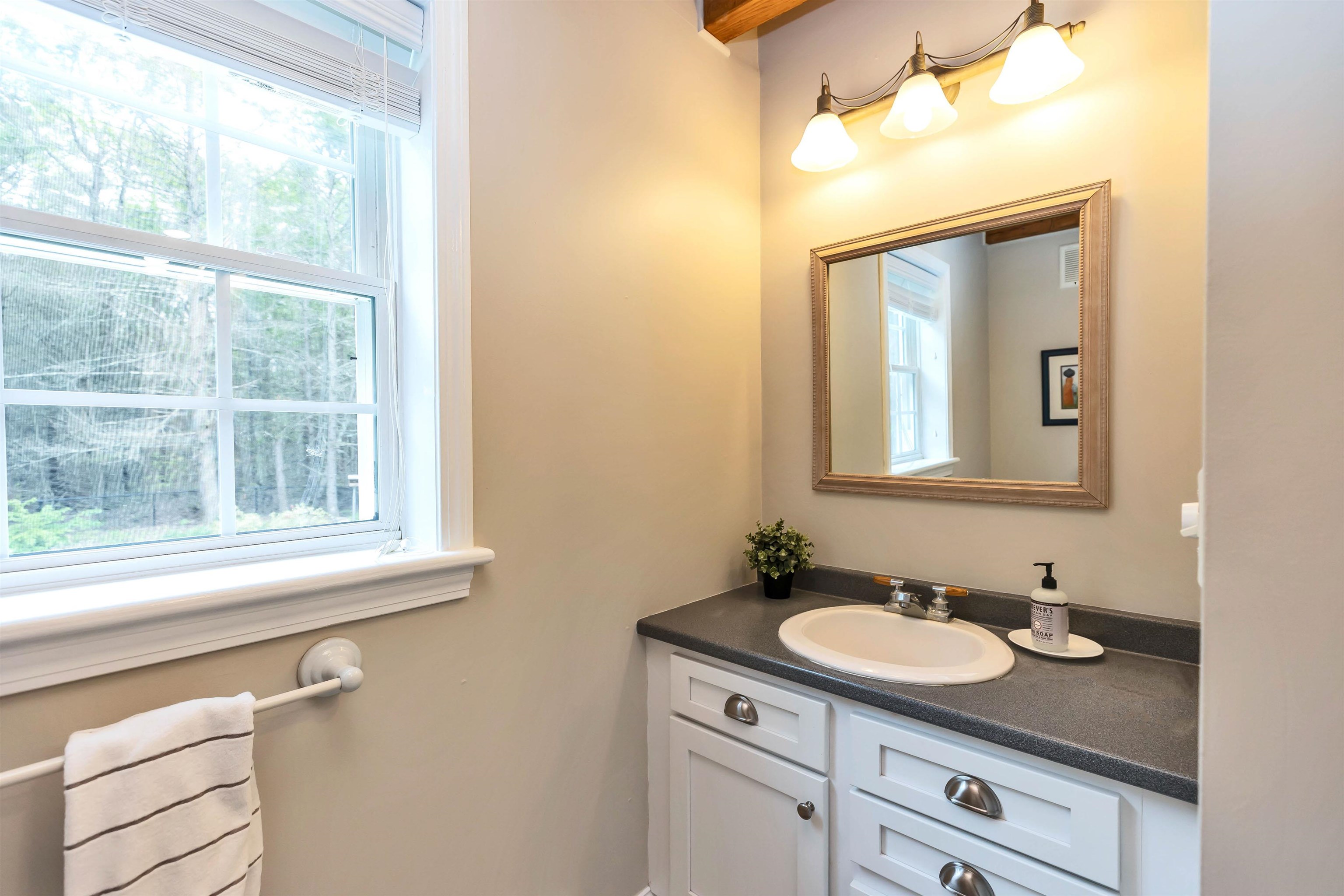 111 Sunridge Road Rindge, NH 03461 - Photo 28 of 37