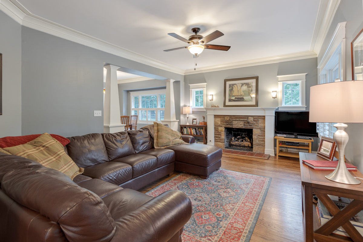 523 Prairie Street St. Charles, IL 60174 - Photo 4 of 32
