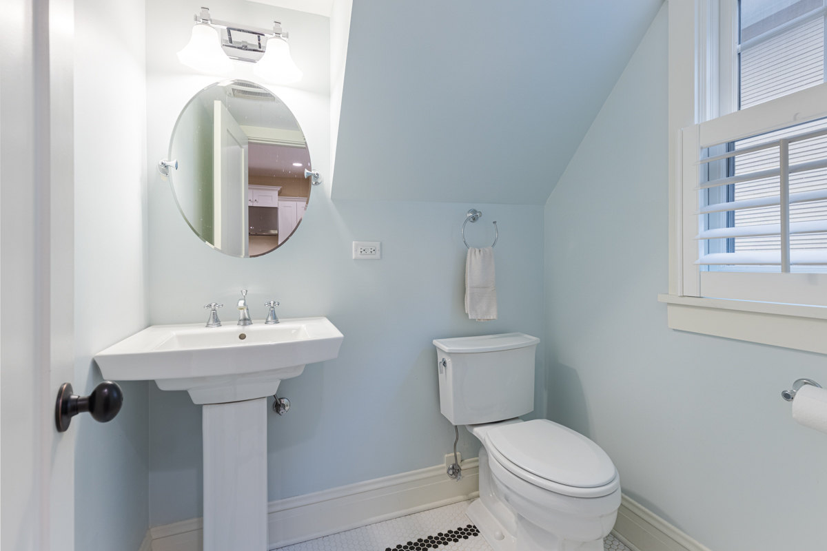 523 Prairie Street St. Charles, IL 60174 - Photo 10 of 32