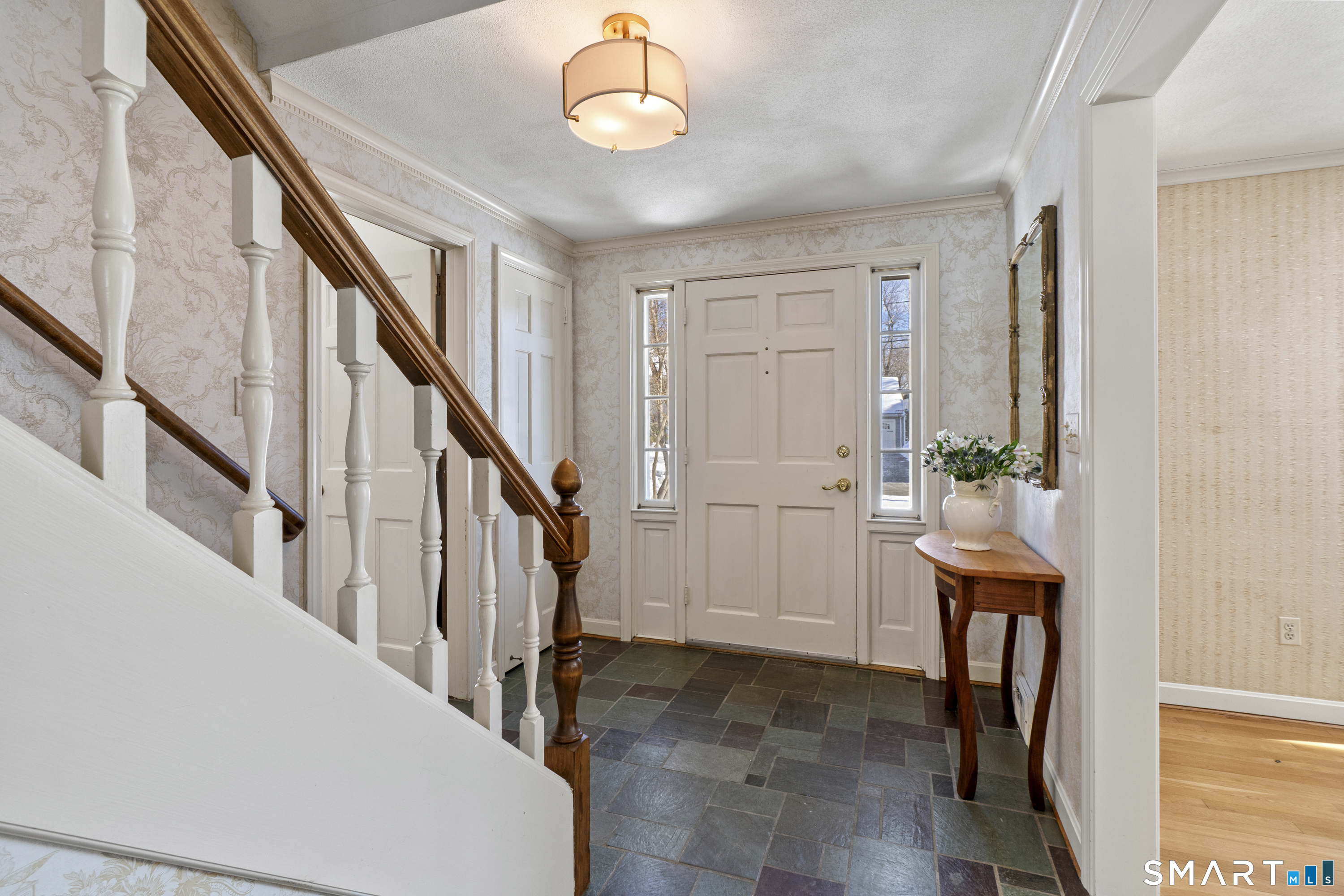 60 Berwyn Road West Hartford, CT 06117 - Photo 3 of 40 Lovely foyer with coat closet