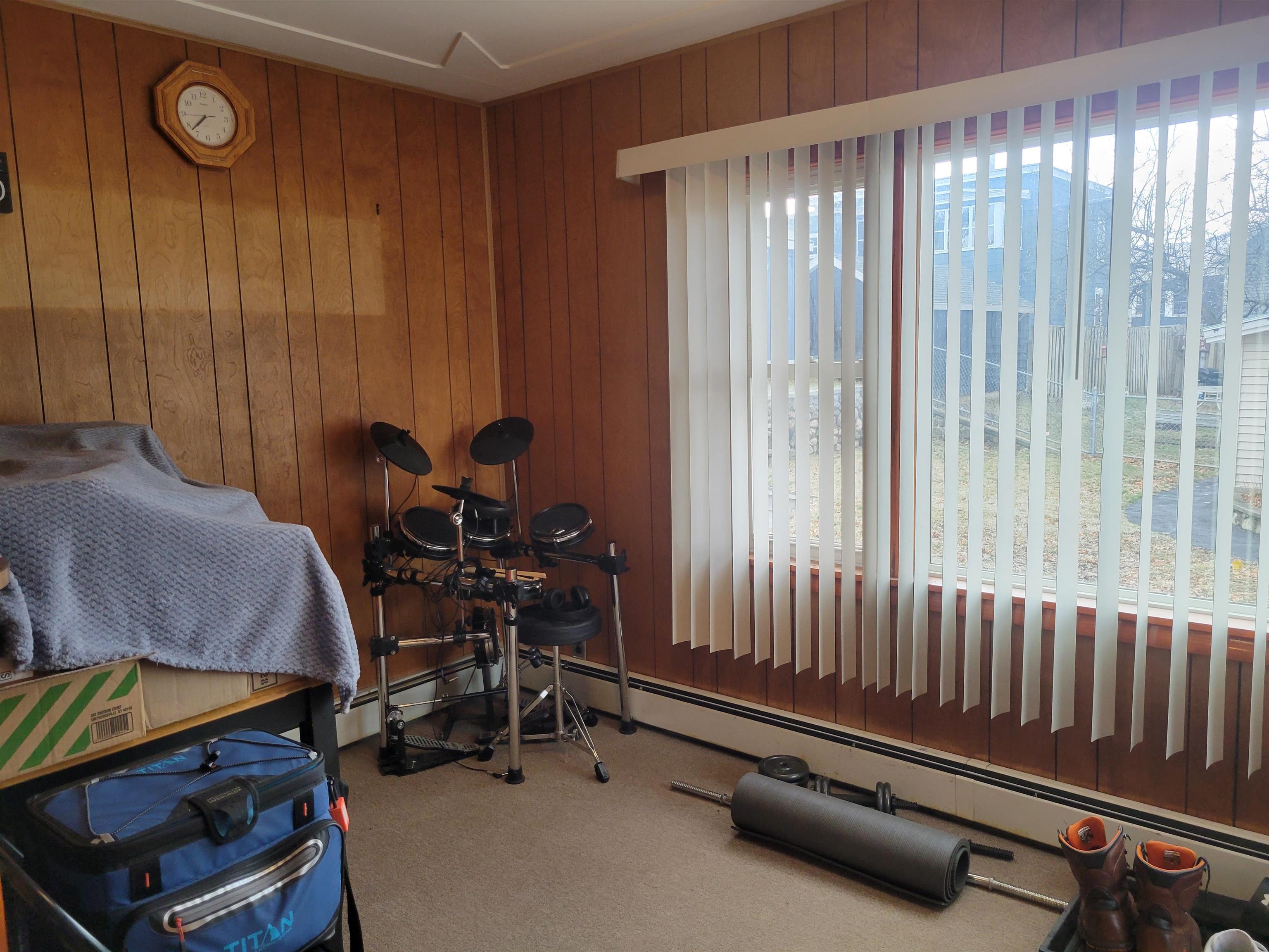 106 Spruce Street Berlin, NH 03570 - Photo 15 of 32