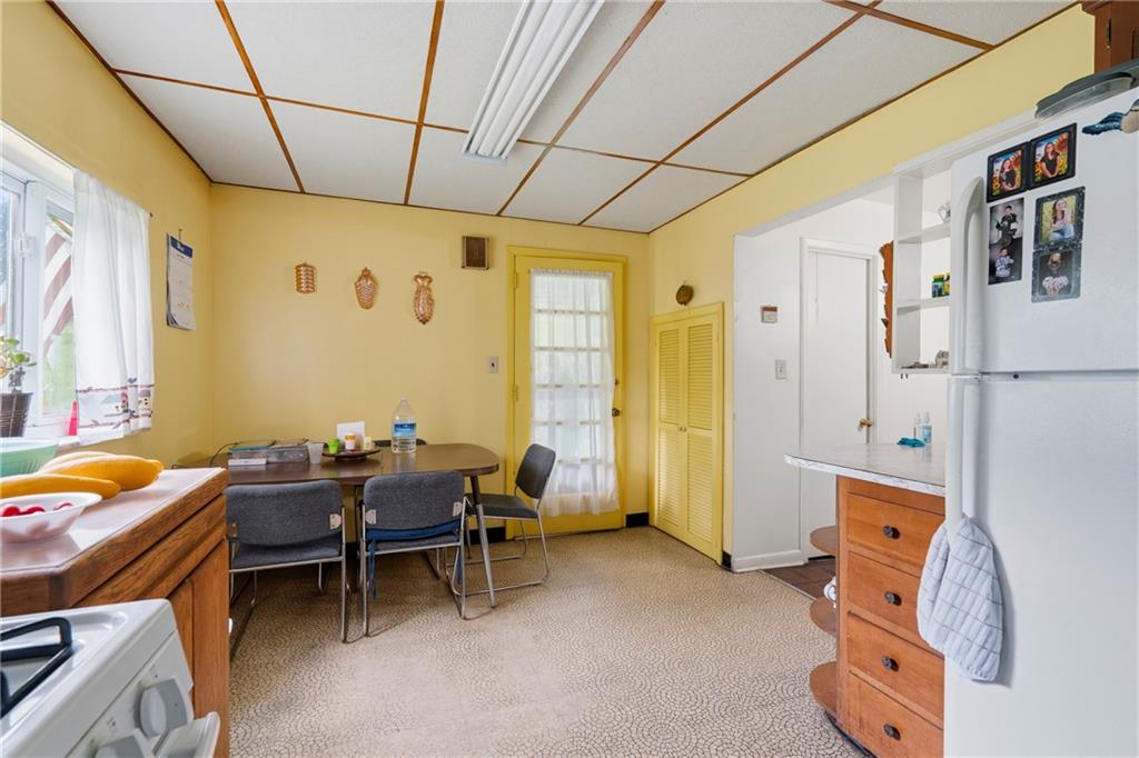 270 Kane Road Pittsburgh, PA 15239 - Photo 8 of 30 Gallery Image 8